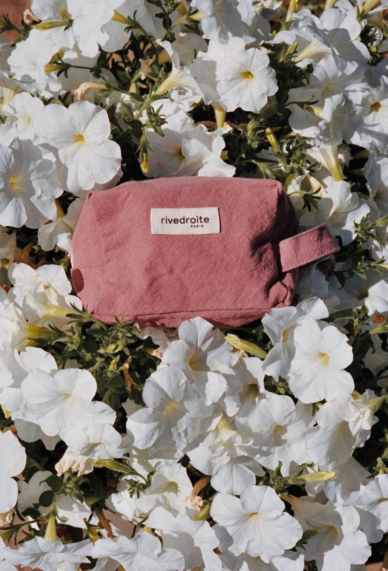 Rivedroite Paris Women's Tournelles Cosmetic Bag in rose pink - women's bag - alternate view