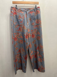 Entro - Women's Mid-rise Ankle-length Pants