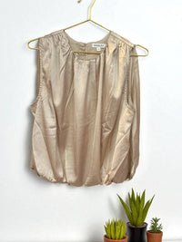 Aureum - Bubble Hem Top