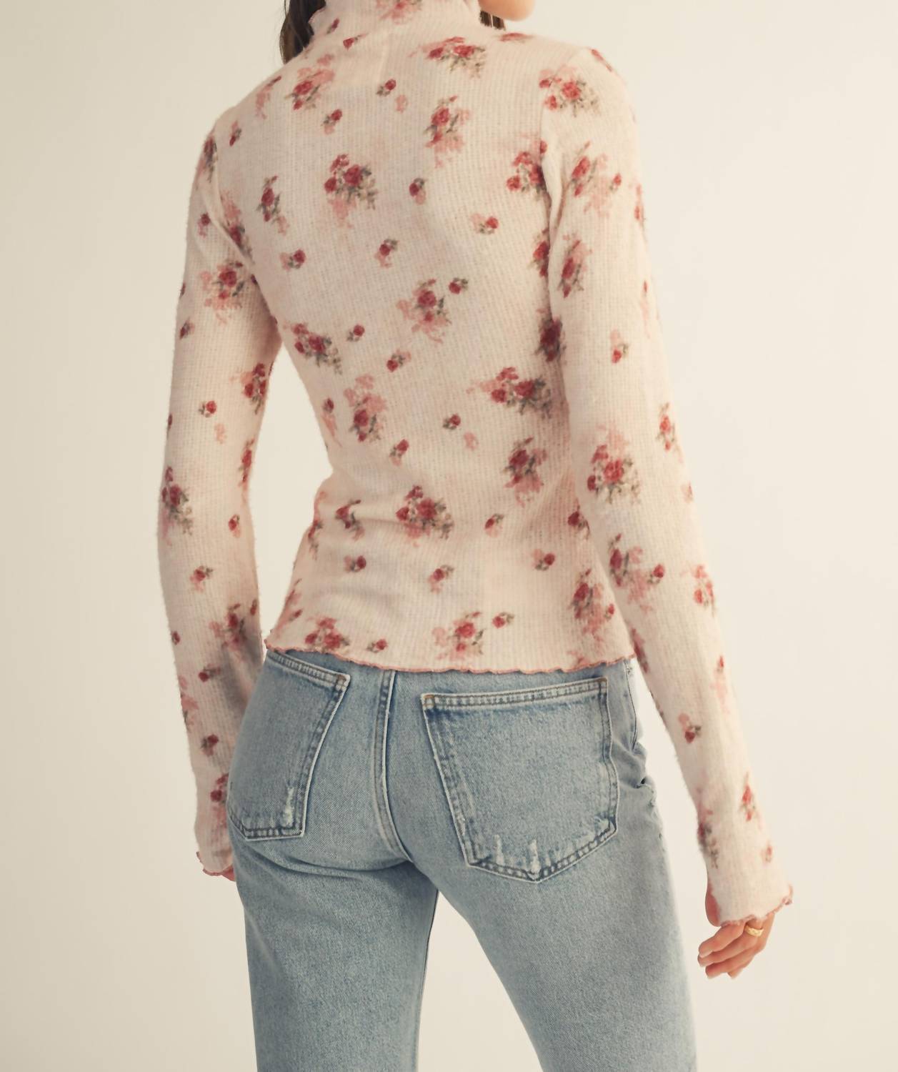 Lovlov - Soft Floral Thumbhole Top