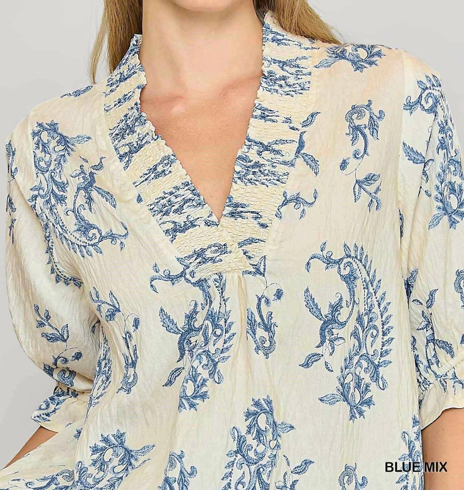 Umgee - Paisley Print V-neck Top
