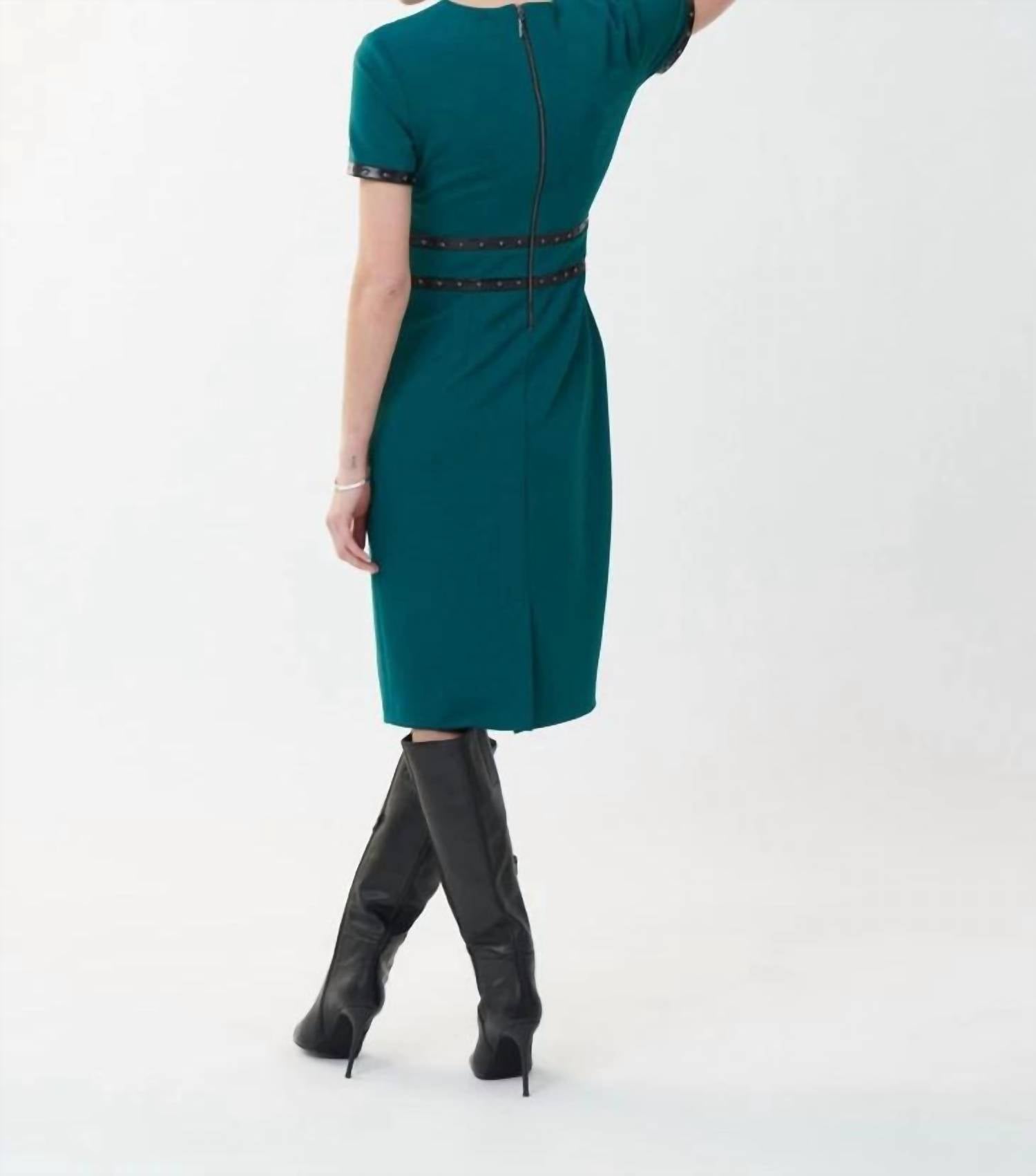 Joseph Ribkoff - Crepe Sheath Style