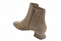 Vaneli - Women’s Pensee Boots