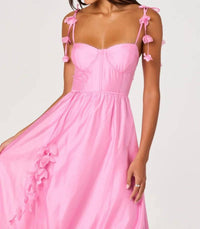 Astr - Women's Halcyon Flower Appliqué Midi Dress
