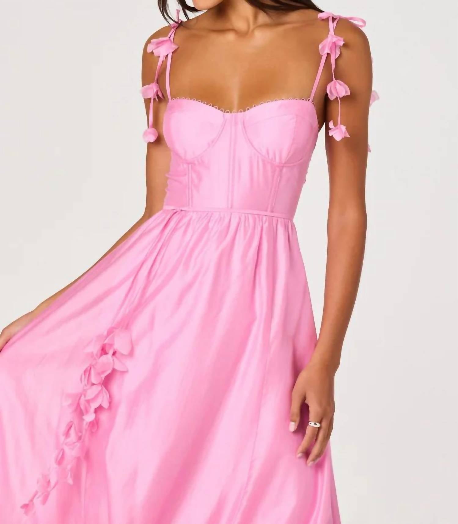 Astr - Women's Halcyon Flower Appliqué Midi Dress