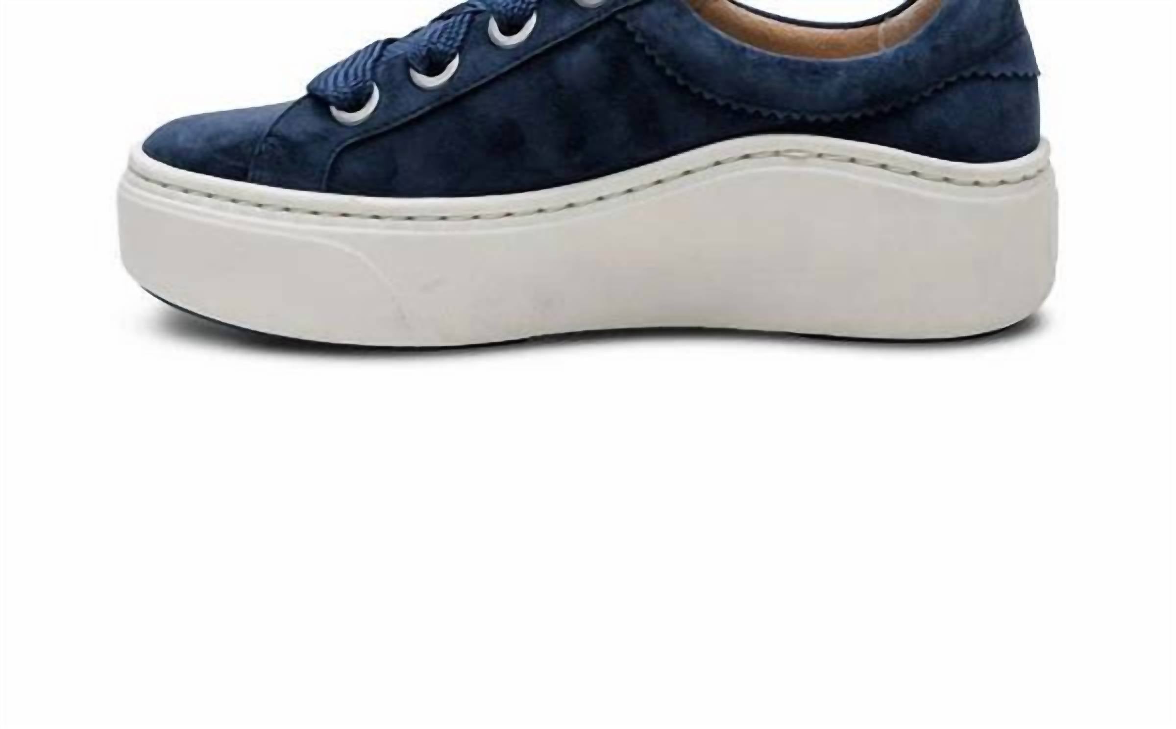 Aetrex - Women's Aubrey Platform Lace Up Sneakers
