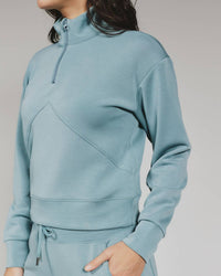 7Diamonds - Rev Crop Quarter Zip Pullover