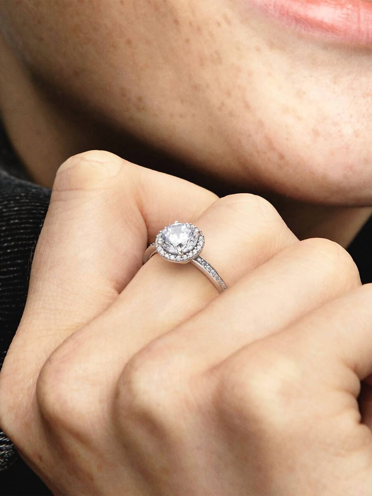 Pandora - Women's Round Sparkle Ring