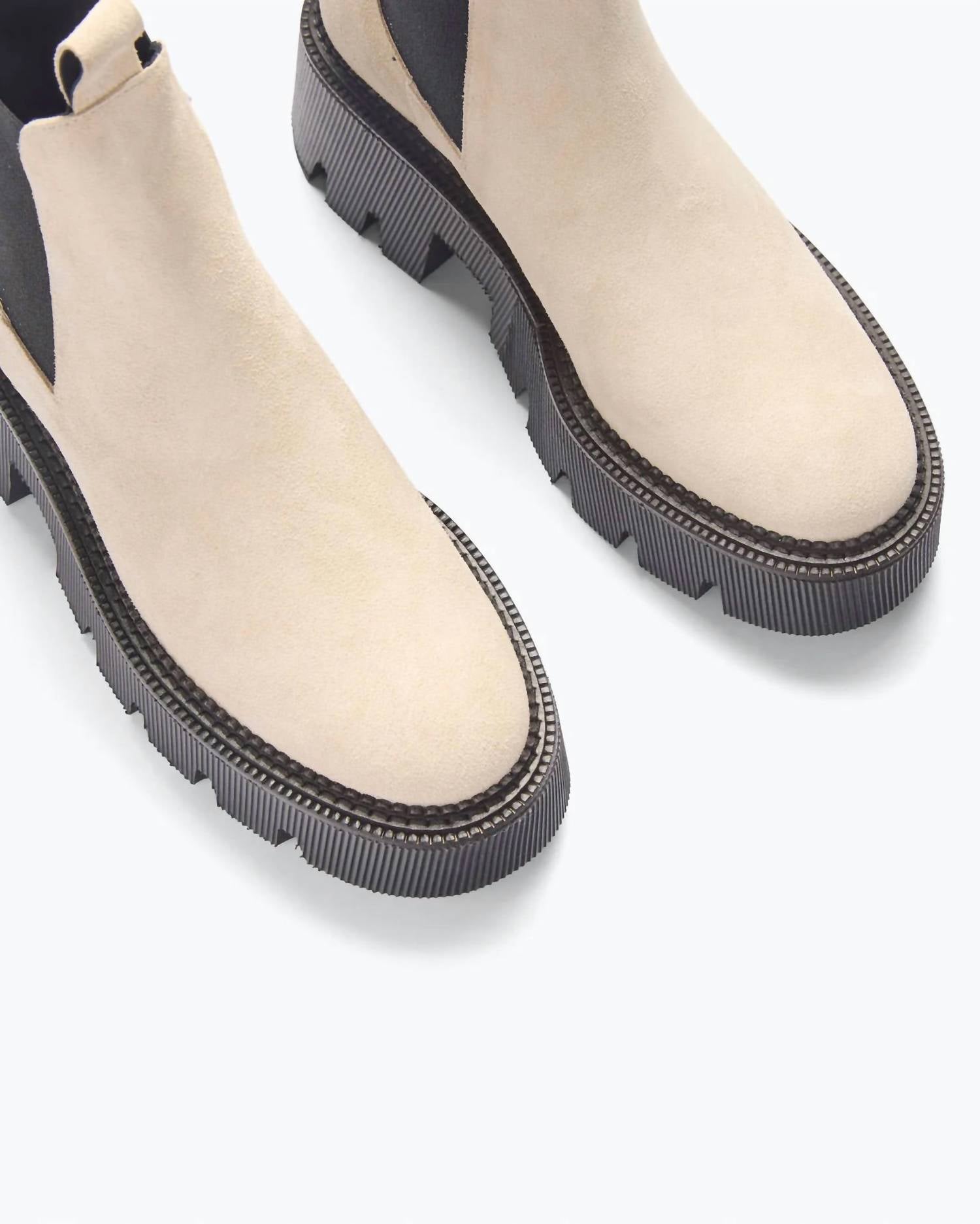 Freda Salvador - Women's Jordan Rain Resistant Chelsea Boot