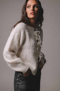 Elan - Tie front sweater