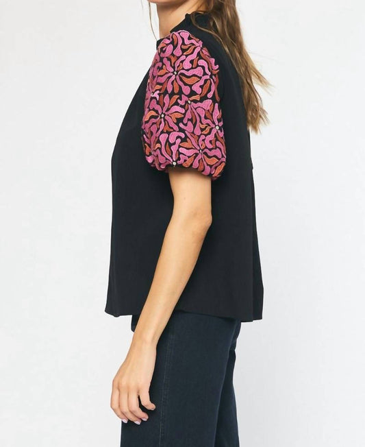 Entro - Embroidered Puff Sleeve Top