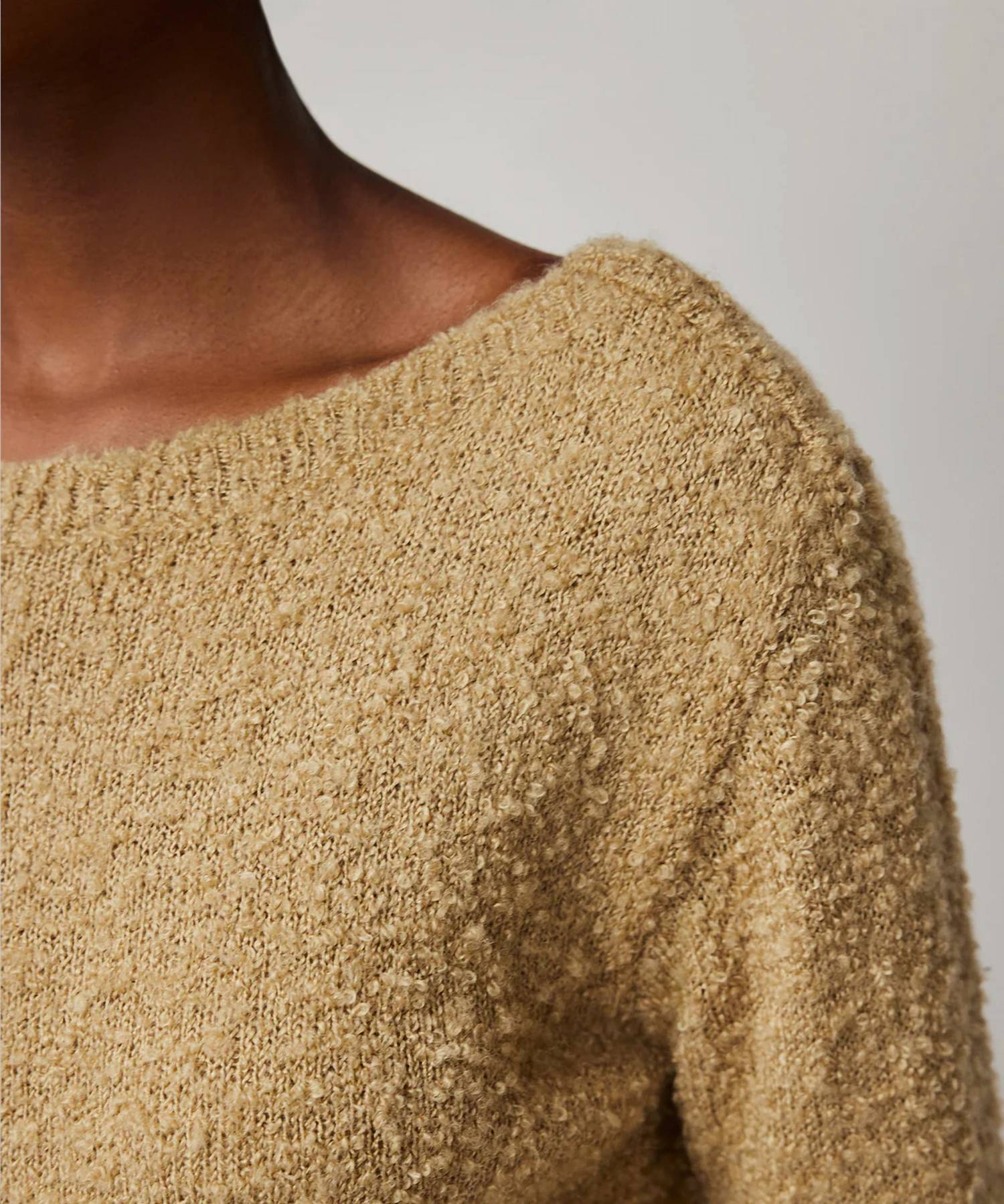 Atm - WOOL BLEND BOUCLE LONG SLEEVE LOW BACK SWEATER