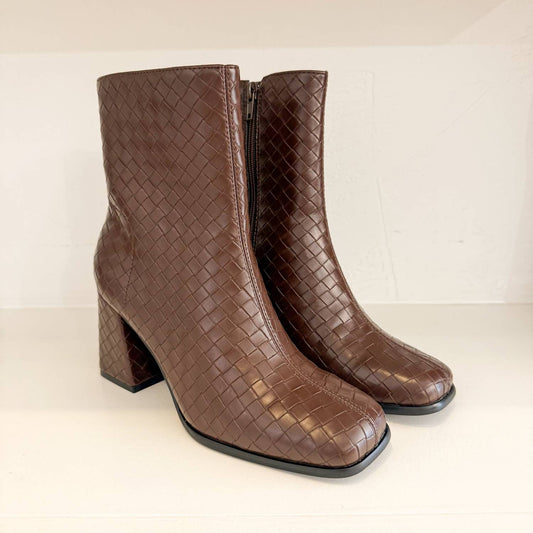 Oasis Society - Women's Demi Basket Weave Boot