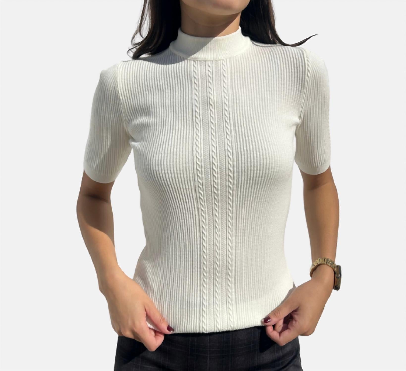Tricot Chic - Short Sleeve Cable Knit Top