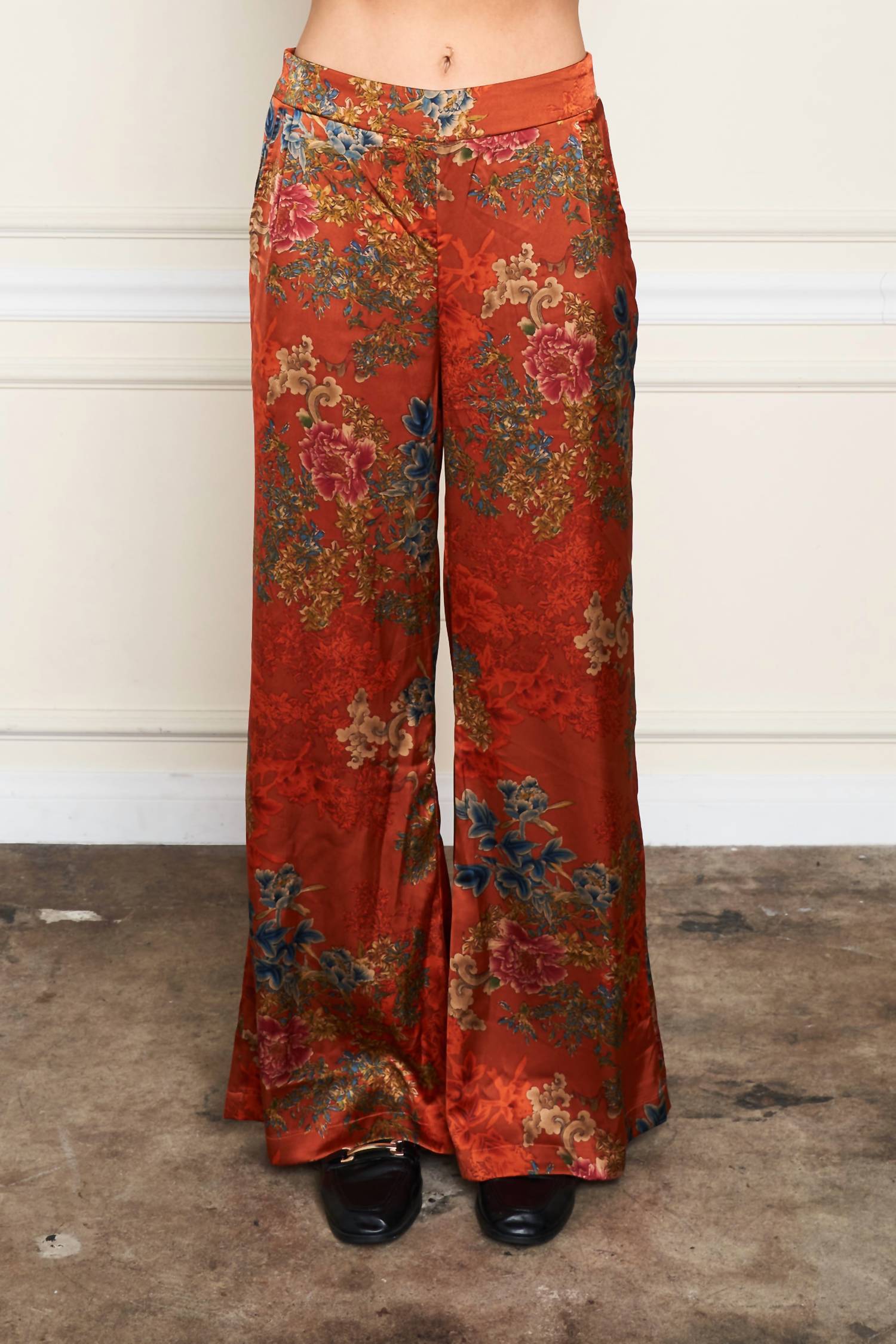 Paparazzi - Satin Print Palazzo Pant