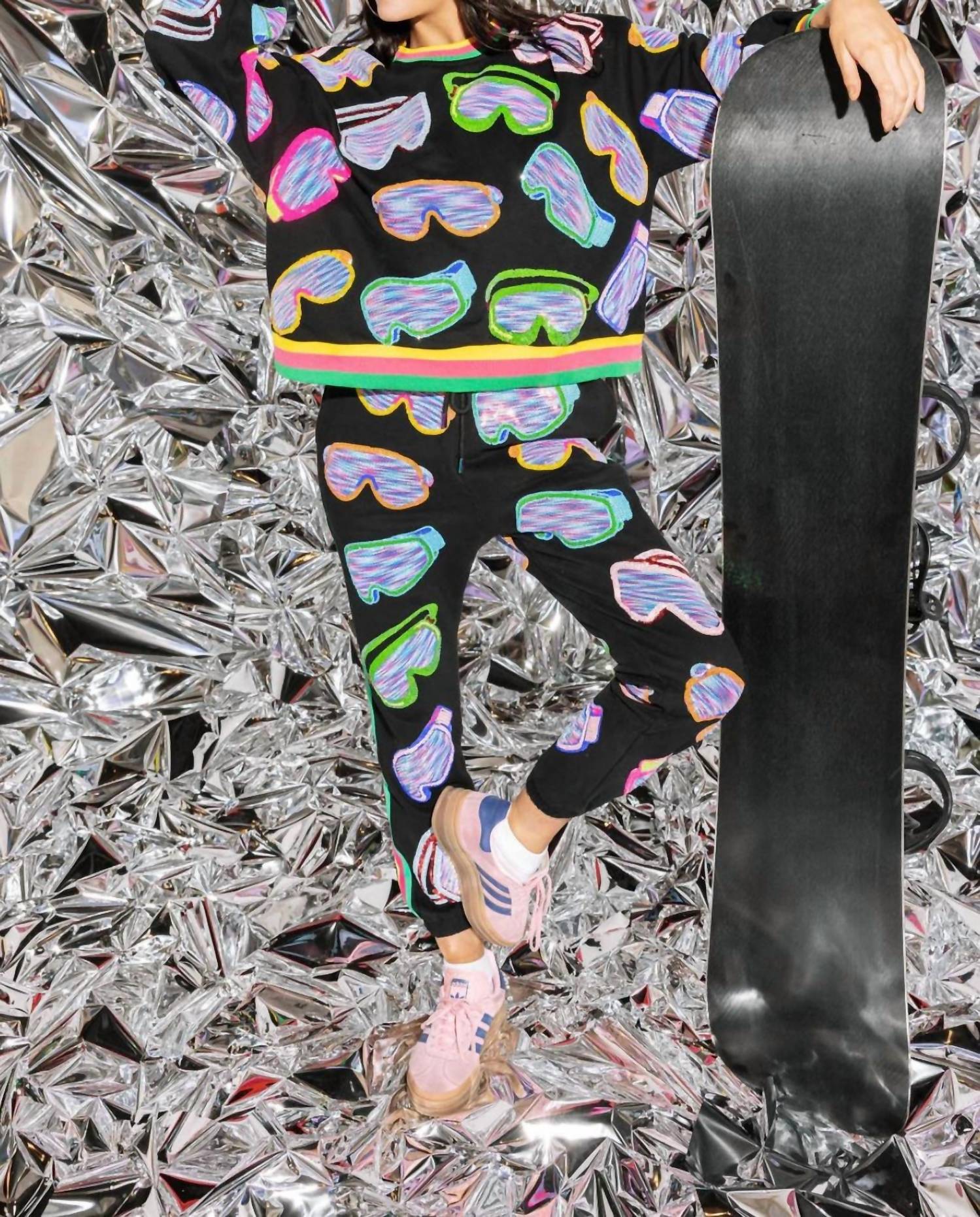 QUEEN OF SPARKLES Ski Goggle Sport Stripe Jogger in black multi - women's pants