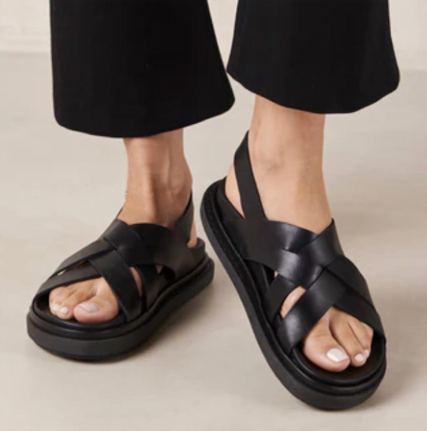 Alohas - Women's Trunca Padded Sandal