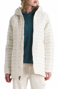 THE NORTH FACE Thermoball HD Hooded Parka in white dune edge - women's jacket