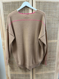 Brodie Cashmere - Clara V Contrast Stitch Cashmere Sweater