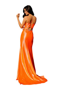 Nox Anabel - FITTED GLITTER SATIN SLEEVELESS SLIT GOWN
