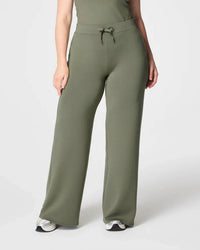 Spanx - Airessentials Wide Leg Pant