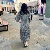 &Merci - 3/4 Sleeve Midi Leopard Dress