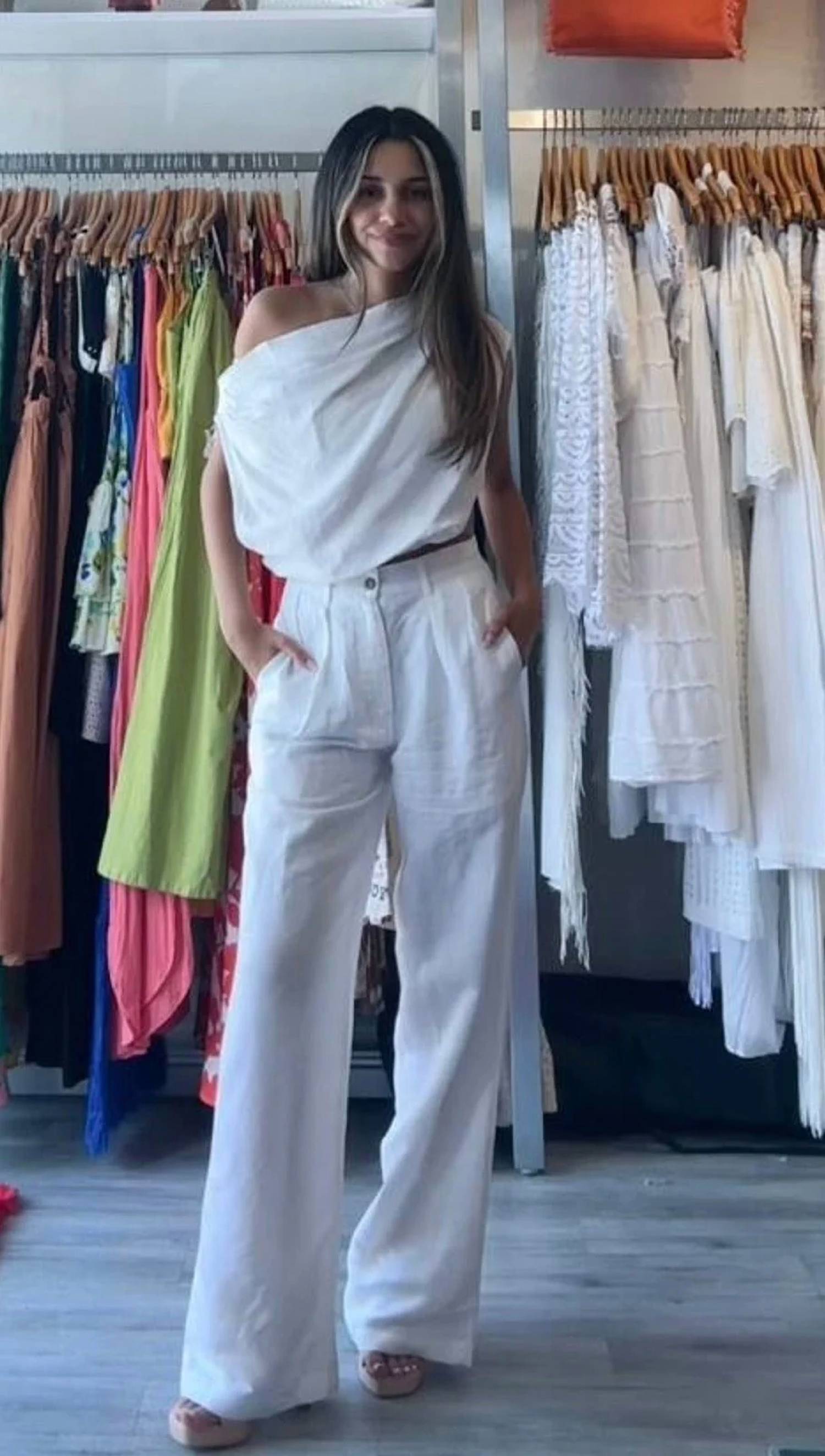 Elan - Wide Leg Pleated Pants