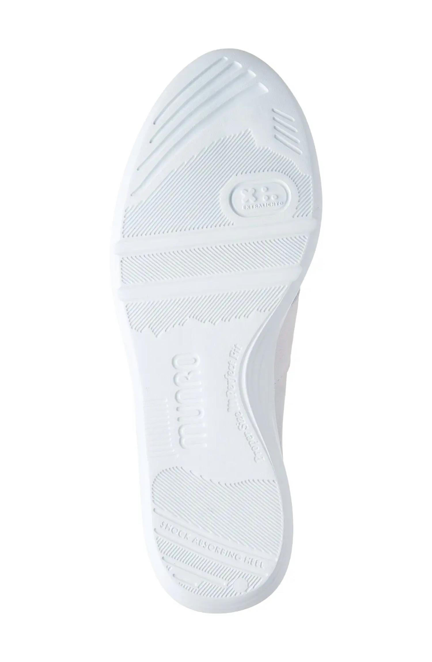 Munro - Women's Leslie Sneaker