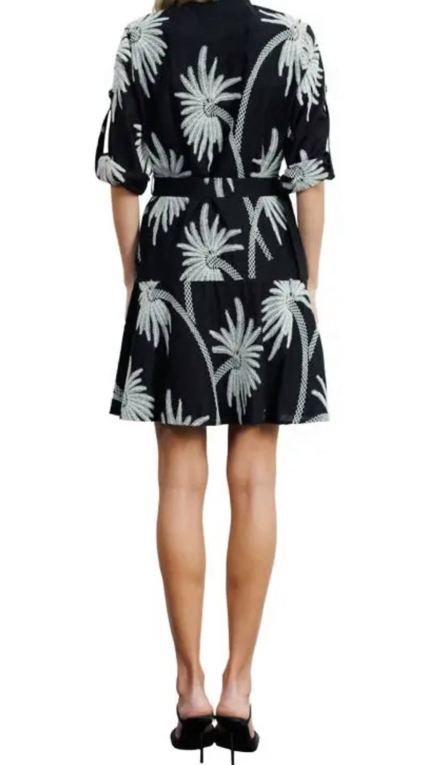 Ciebon - Siobhan Embroidered Mini Shirtdress