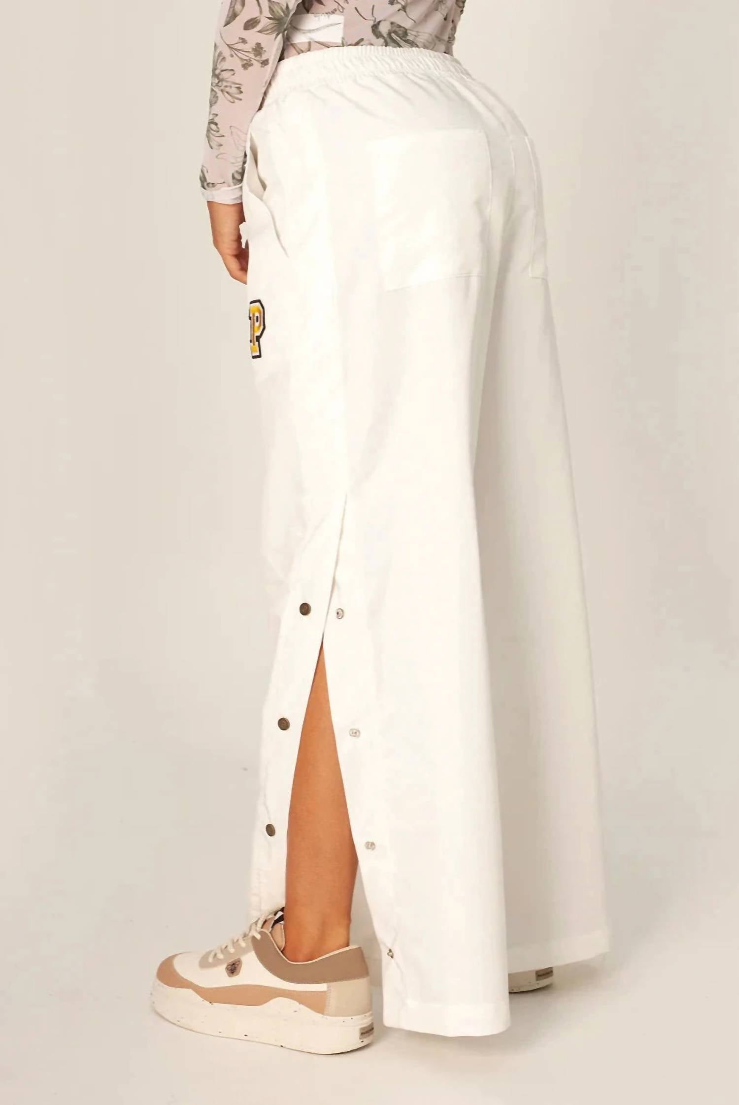 Parchita - Women's Sport Jacket And Pants Set
