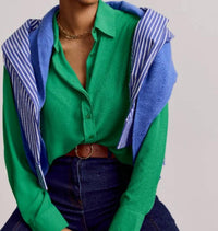 THE SHIRT Signature Shirt in kelly green - women's shirt - view 5