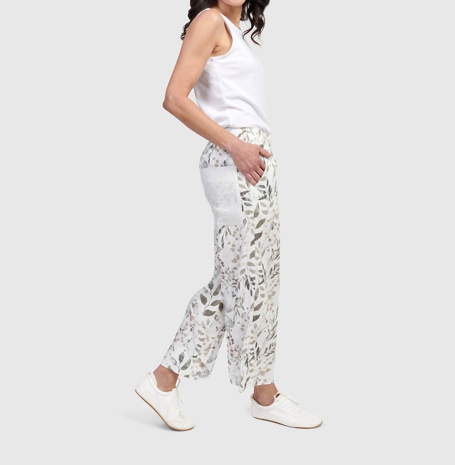 Alembika - Essential Sleeveless Top
