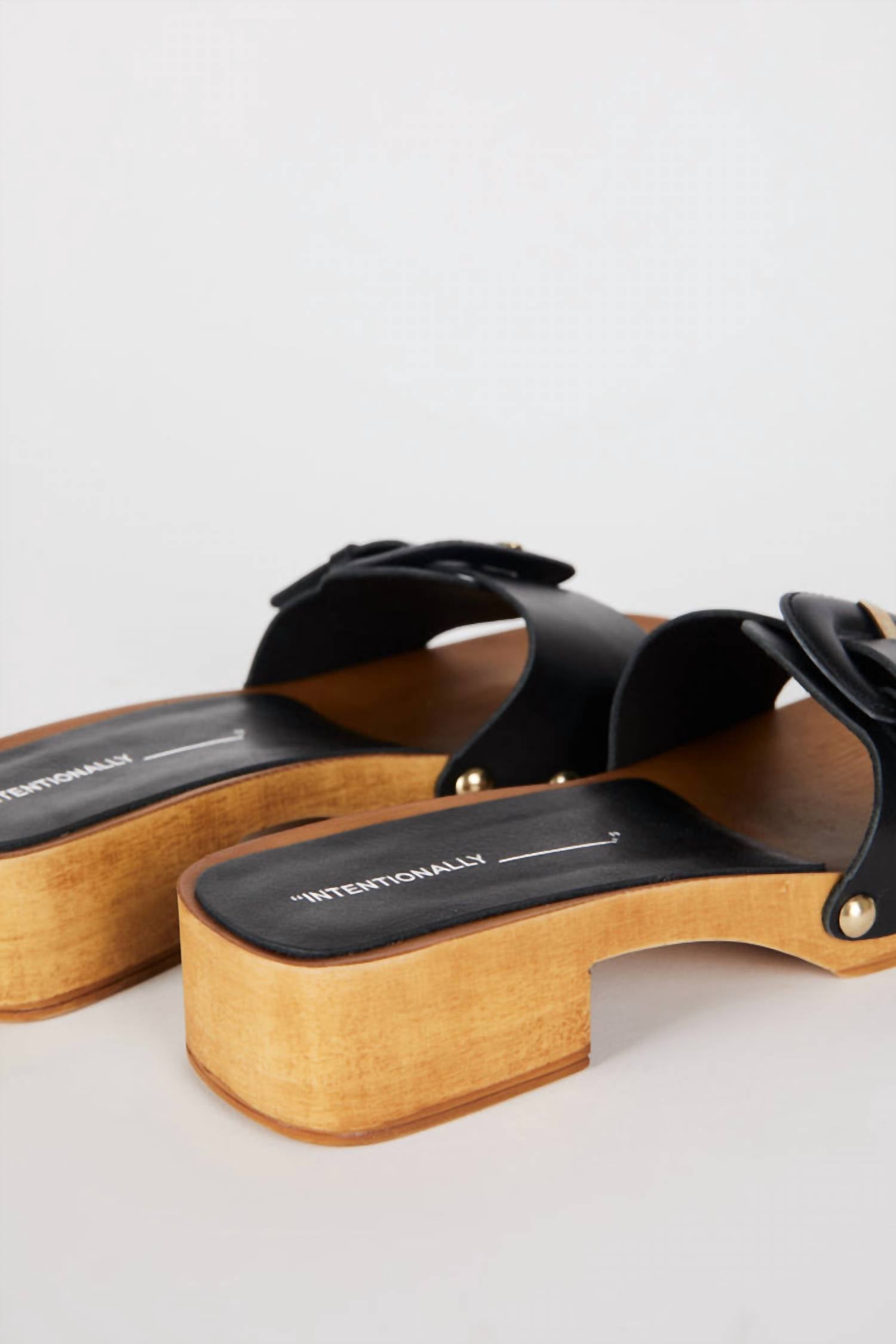 Intentionally Blank - Women's Mar Leather Clog