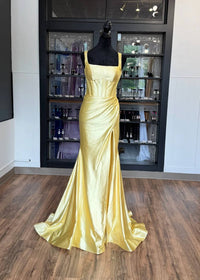 Sherri Hill - Women's Square Neck Sleeveless Dress