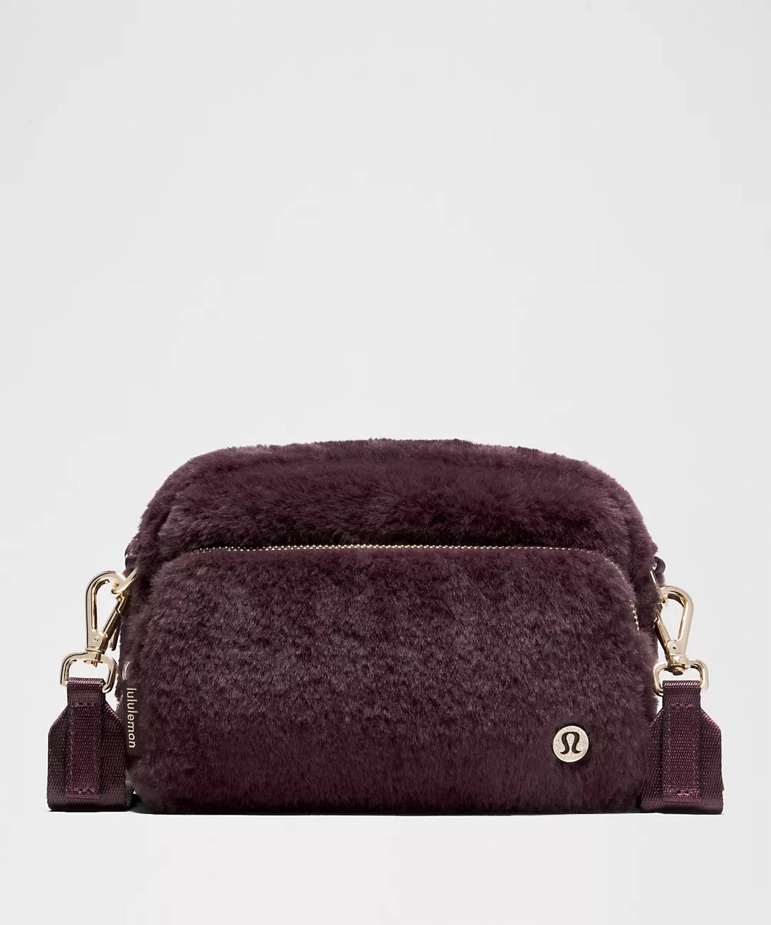 Lululemon - Women's Everywhere Plush Fleece Crossbody Bag
