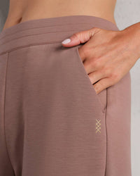 Rhone - Dreamglow Taper Leg Pant