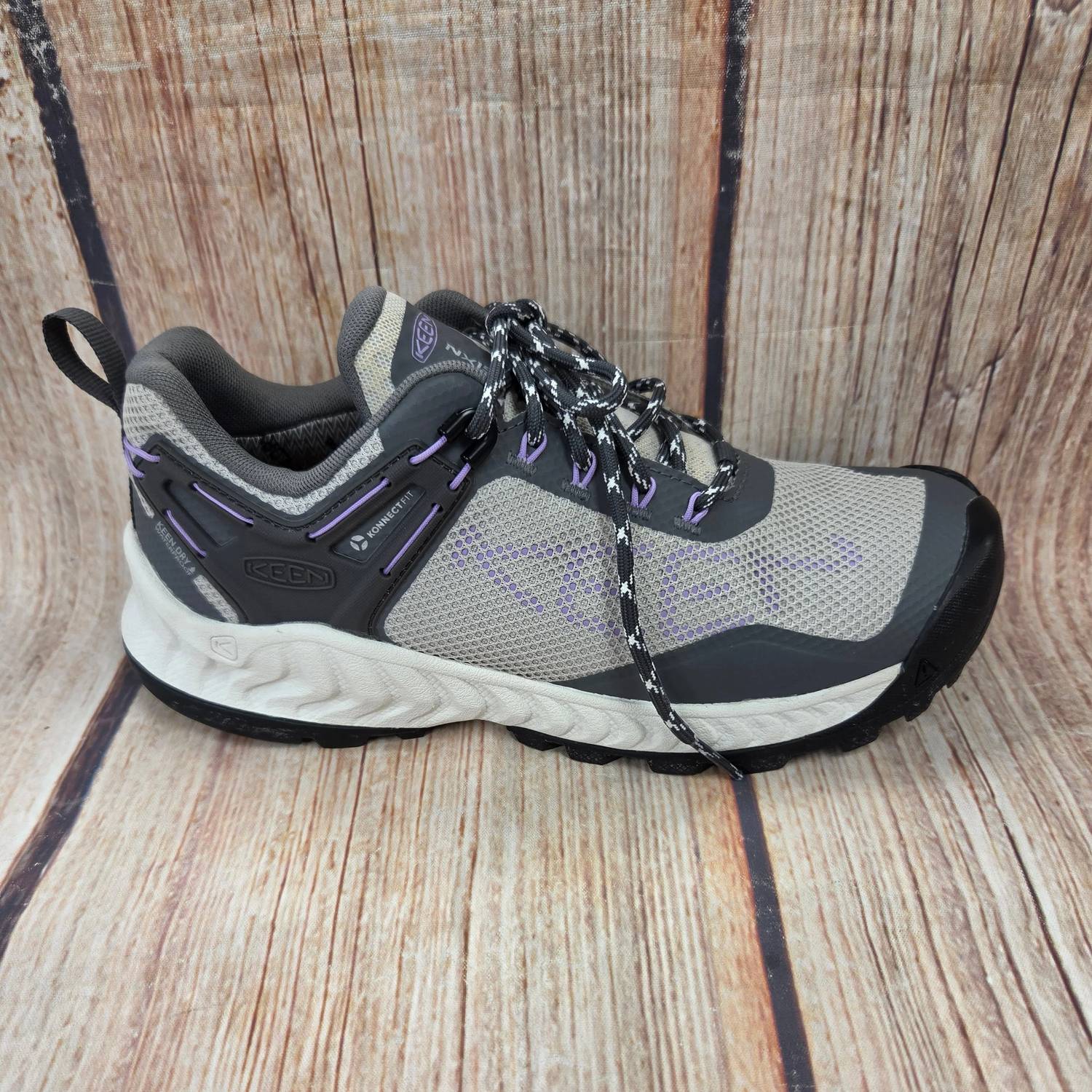 Keen - Women's Nxis Evo Waterproof Sneaker