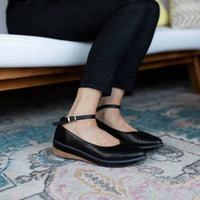 Soleni Shoes - Women's Ruth Flat Shoes