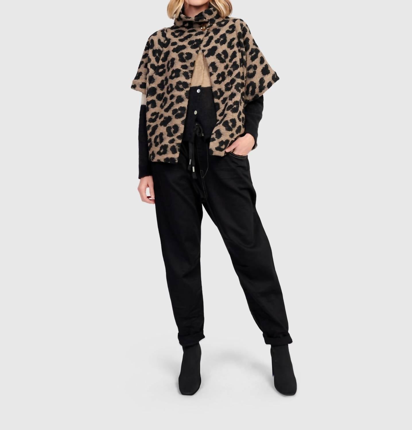 ALEMBIKA Panthera Cozy Cropped Jacket in leopard - women's jacket - view 8