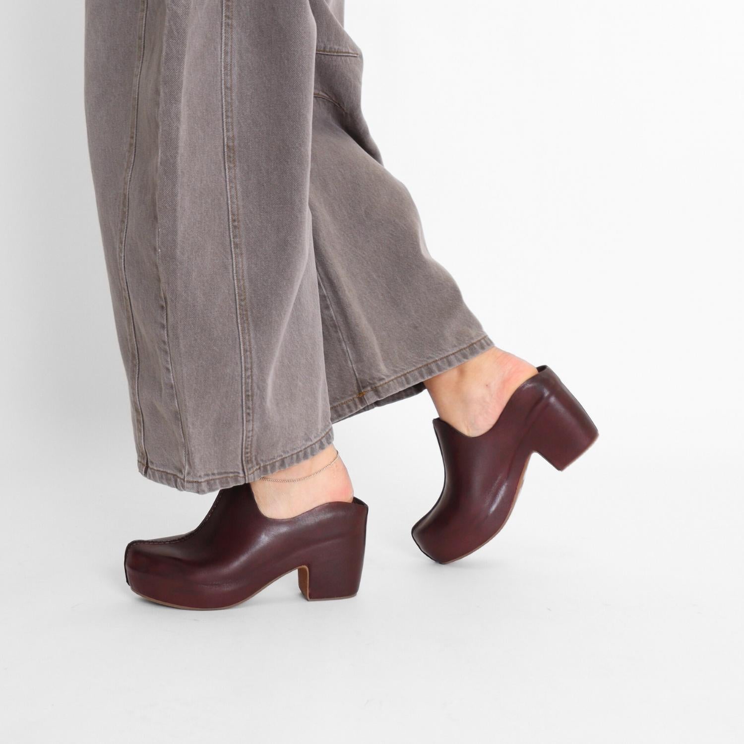 Antelope - Women's Vera Chunky Clog