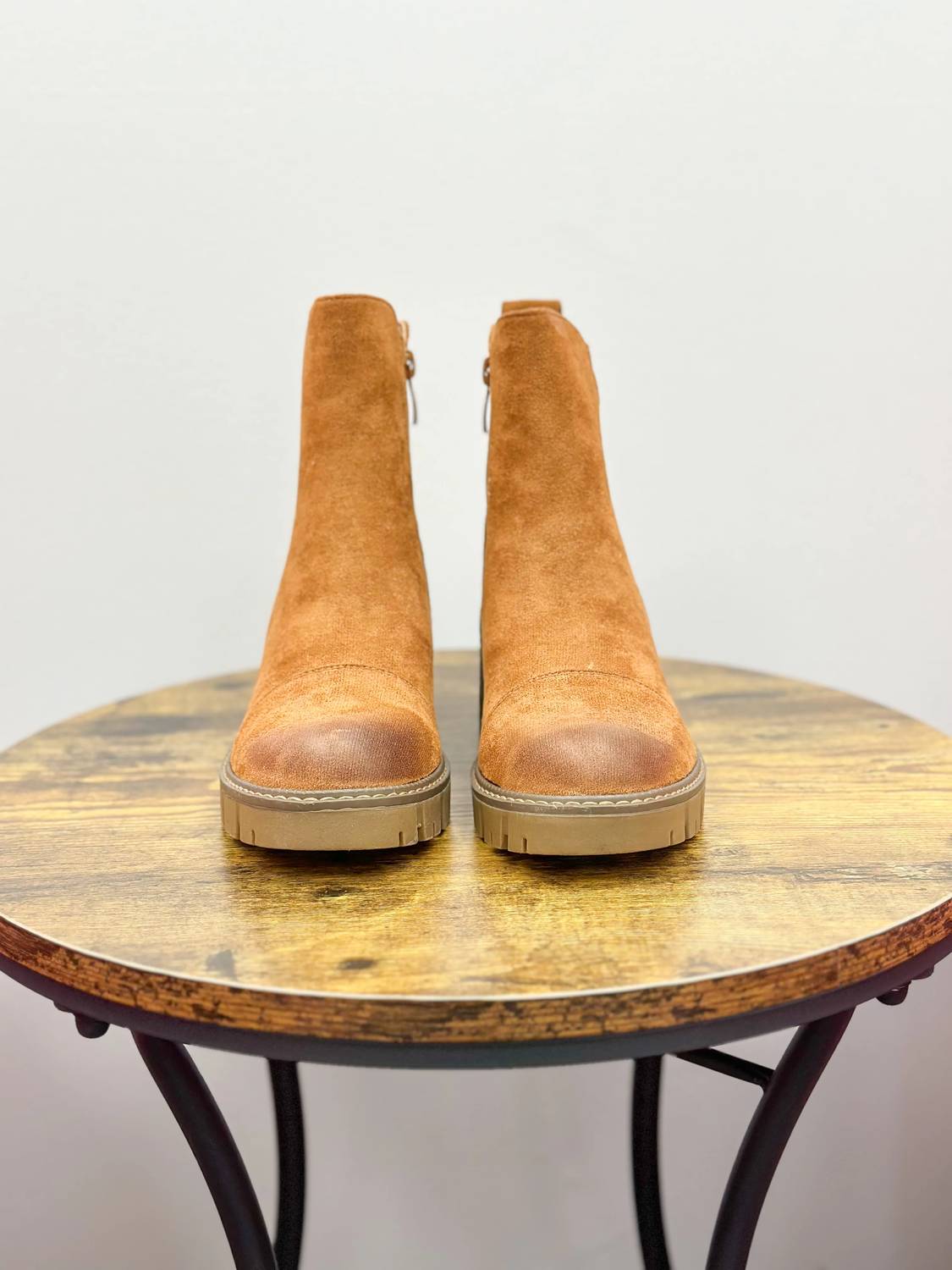 Olem - Women's Faux Suede Chunky Heel Bootie