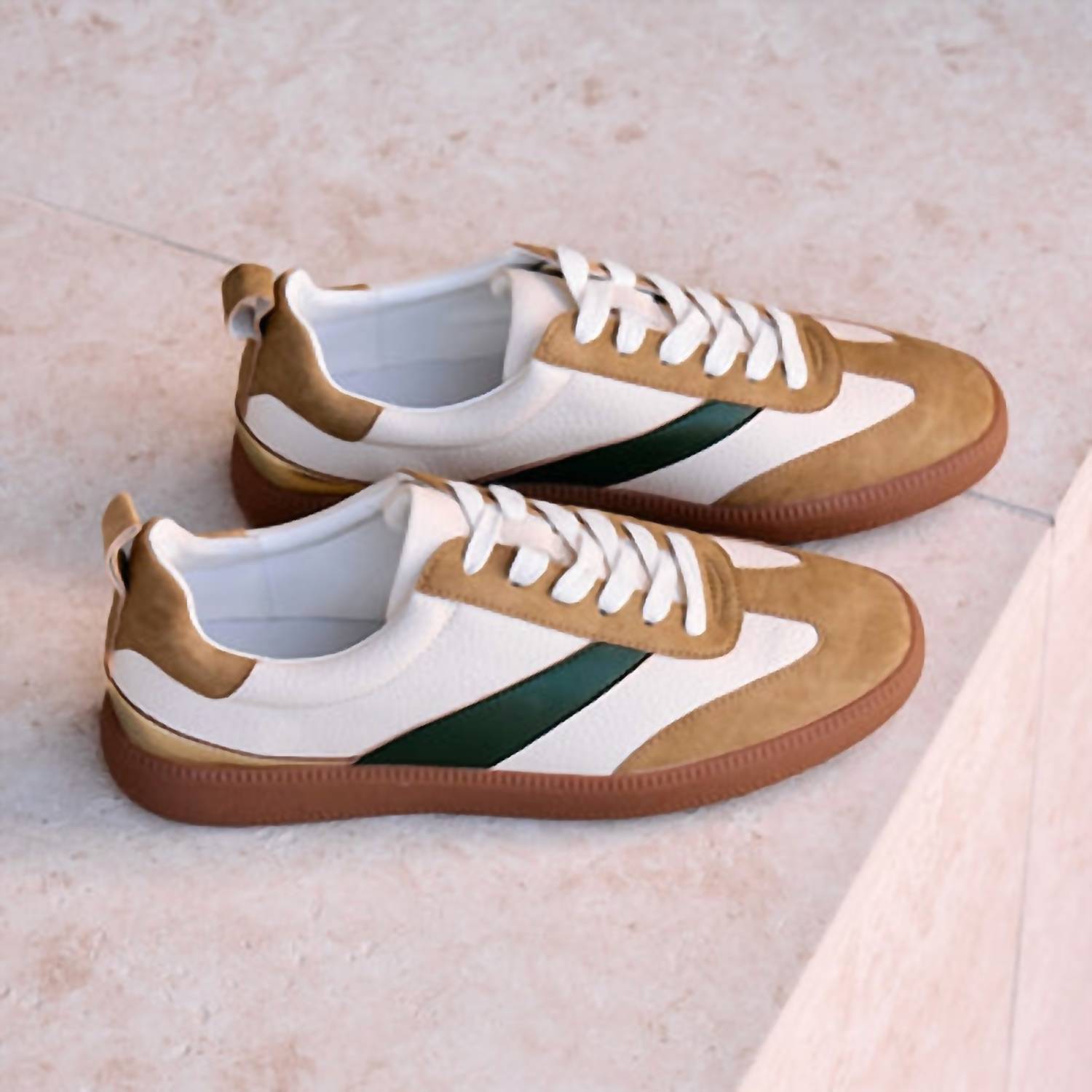 Matisse - Women's Wylder Sneaker