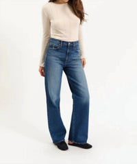 DAZE City Straight Jean in bright blue - women's jeans - detail view