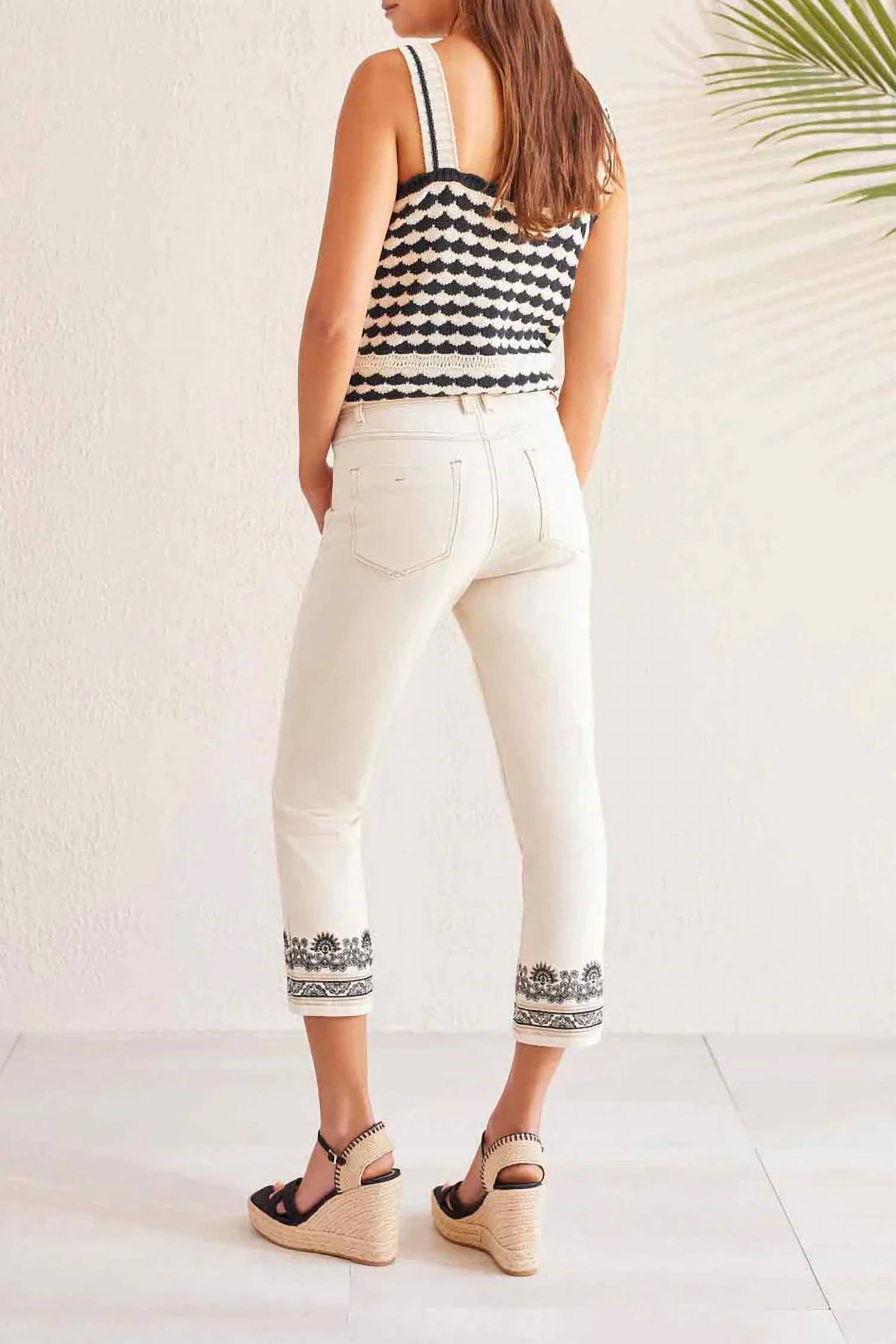 Tribal - Audrey Embroidered Hem Crop Jeans