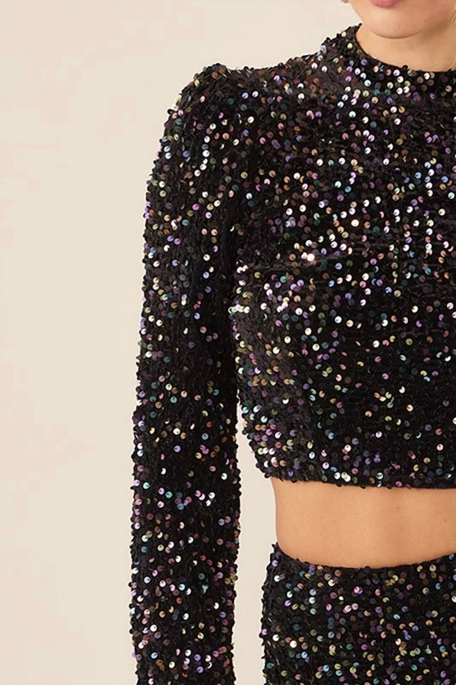 Idem Ditto - Velvet Sequins Long Sleeve Crop Top
