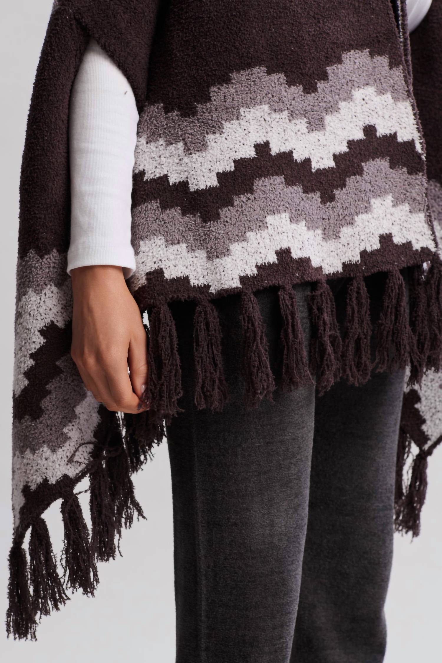 Barefoot Dreams - Cozy chic Mosaic Wrap