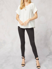 Entro - Short Sleeve Scoop Neck Top