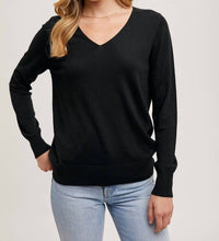 Bluivy - V-neck Knit Long Sleeve Sweater