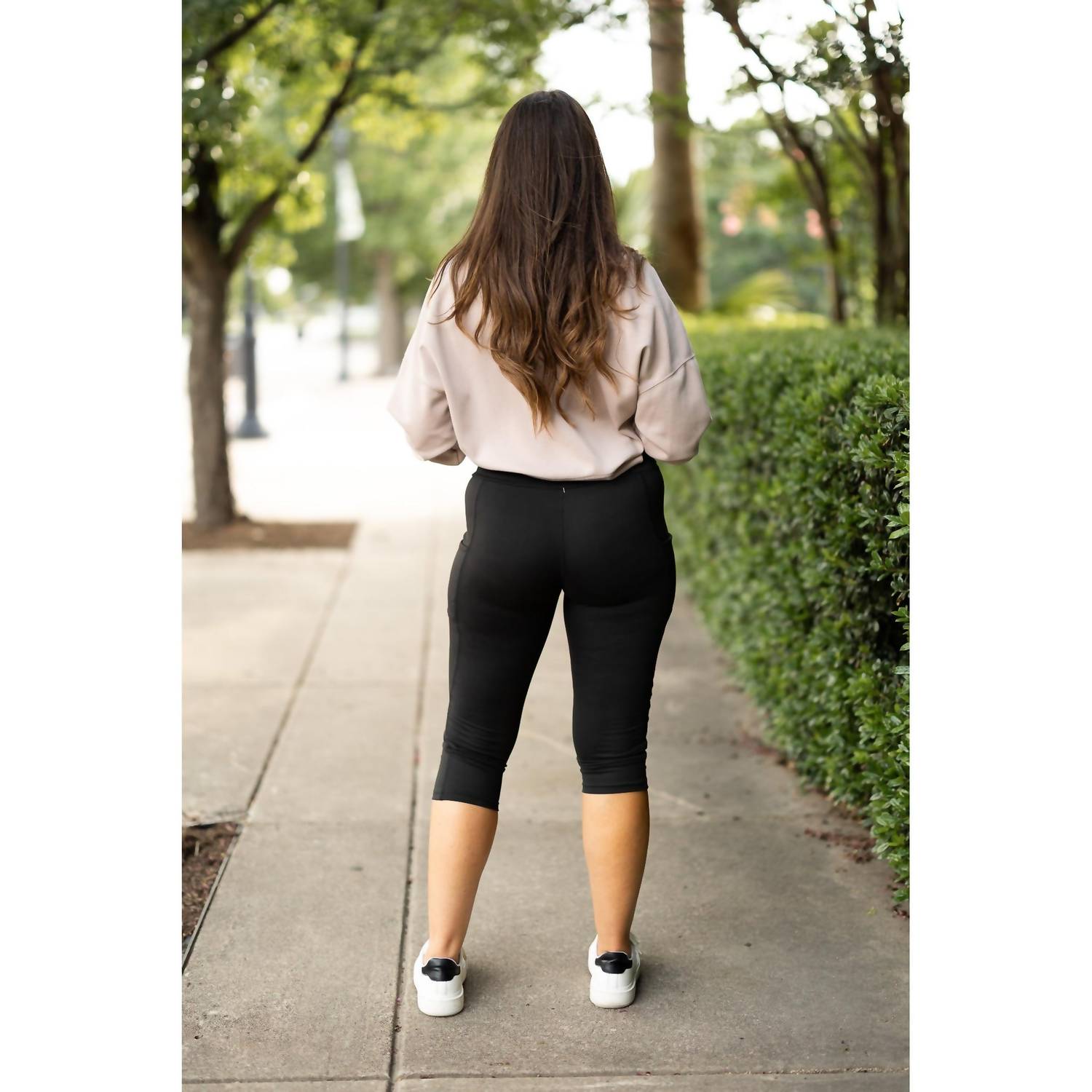 Julia Rose - Women's The Lillian Sculpting Crossover Capri