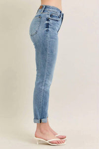 Judy Blue - Mid Rise Boyfriend Denim Jeans - Plus